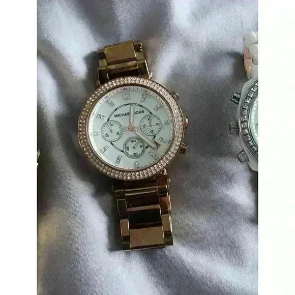 Lot of (3) Michael Kors‎ Watches. His and hers. MK 5491, 5166, and 5079. - Picture 4 of 4